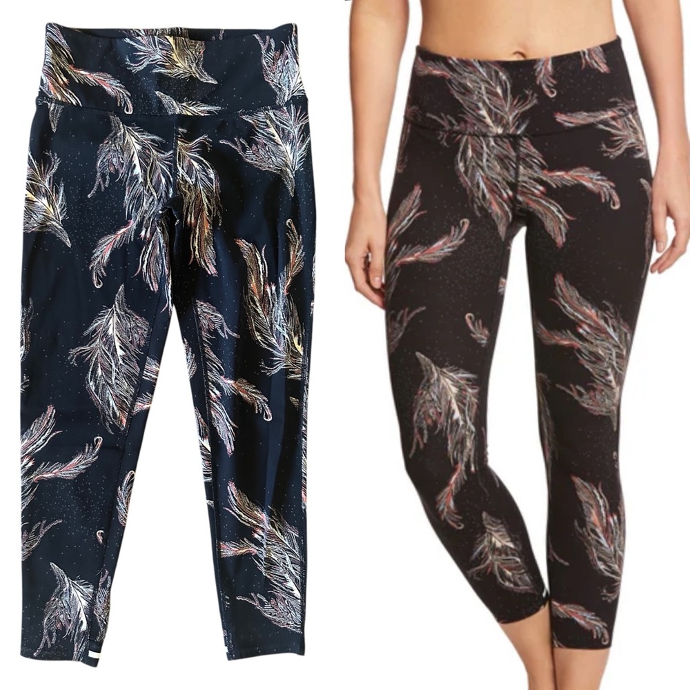 Free People Movement "Serene" Black 7/8 Length Feather Print Leggings Size Small